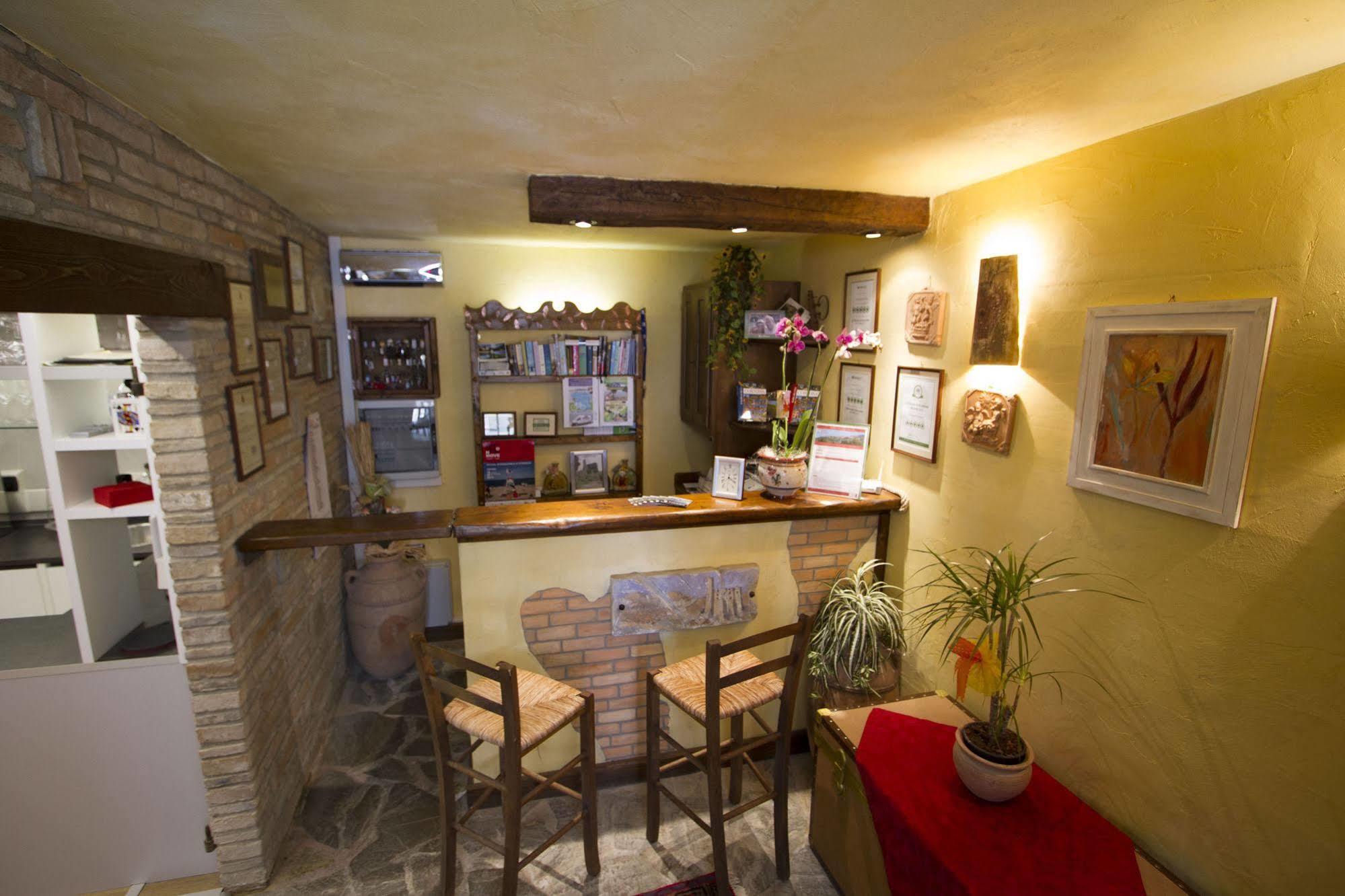 Rocca Di Pierle, Agriturismo Di Charme - Cortona Mercatale  Eksteriør bilde
